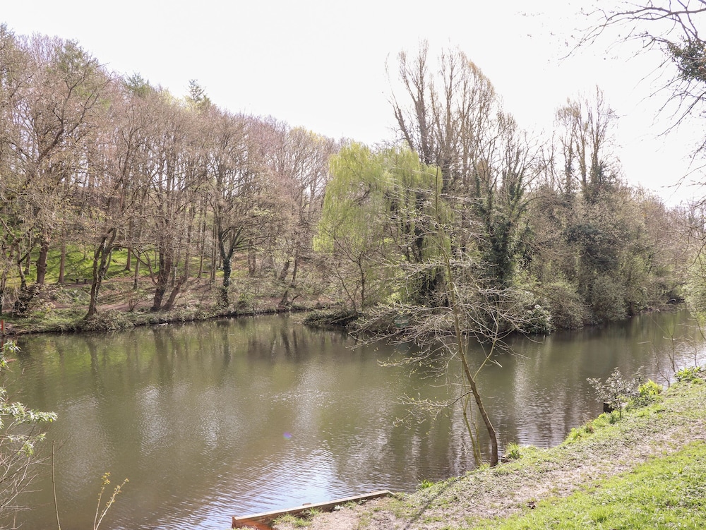 Nant House