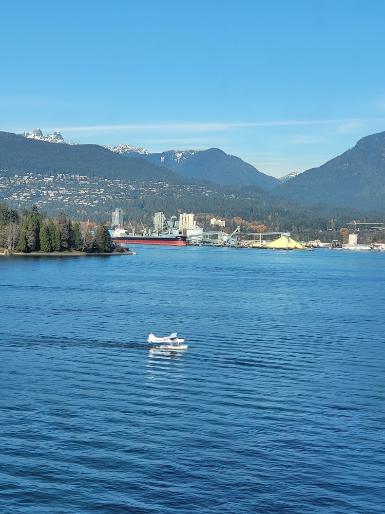 Silverstone Downtown Long-Term stay