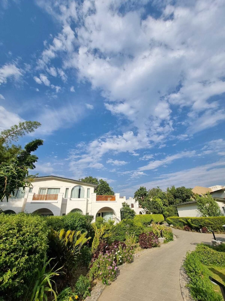 The Hridayesh SPA Wilderness Resort
