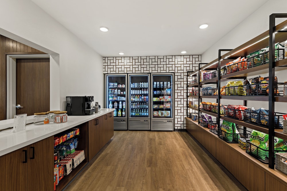 Everhome Suites Brownsville