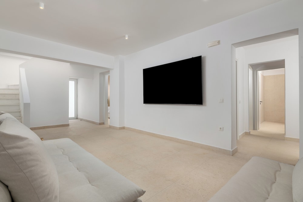 Seadream Villa