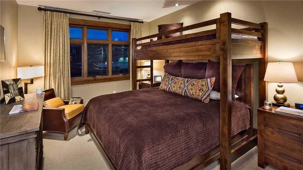 Farwell Mountain 607 4 BedroomCondo By Moving Mountains view 2