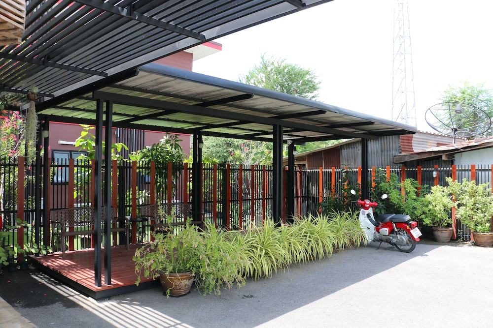 Thyme Xeriscape Hostel