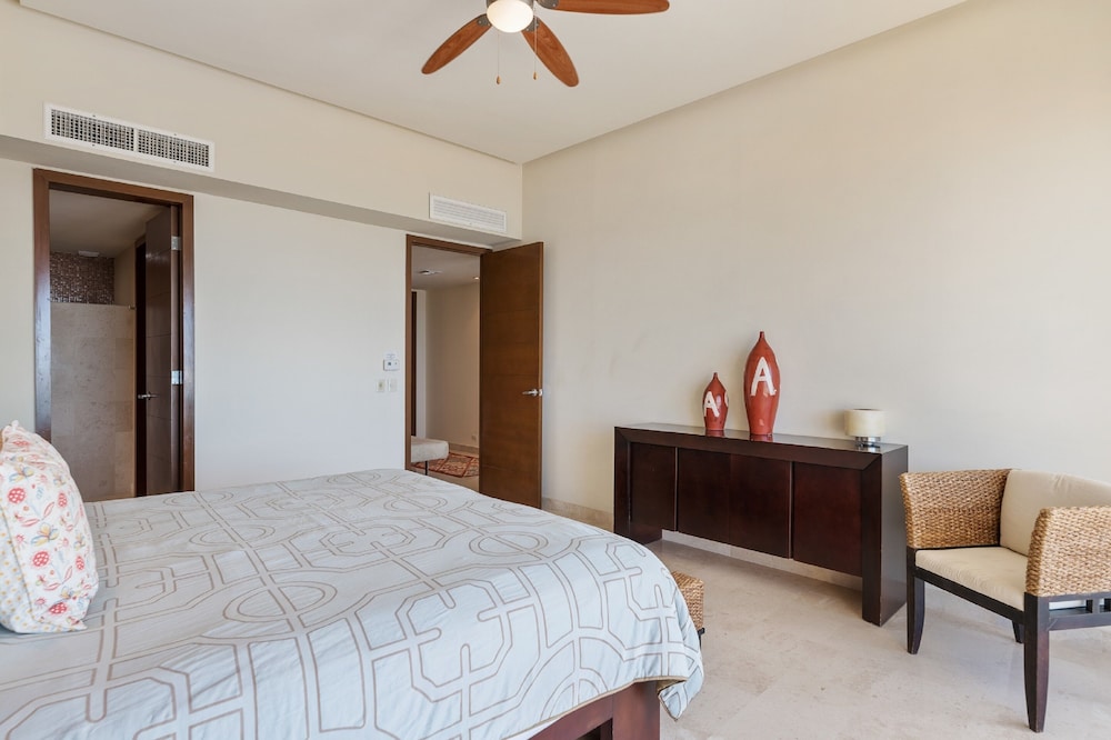Encanto Living 0504 -2BR by Kivoya