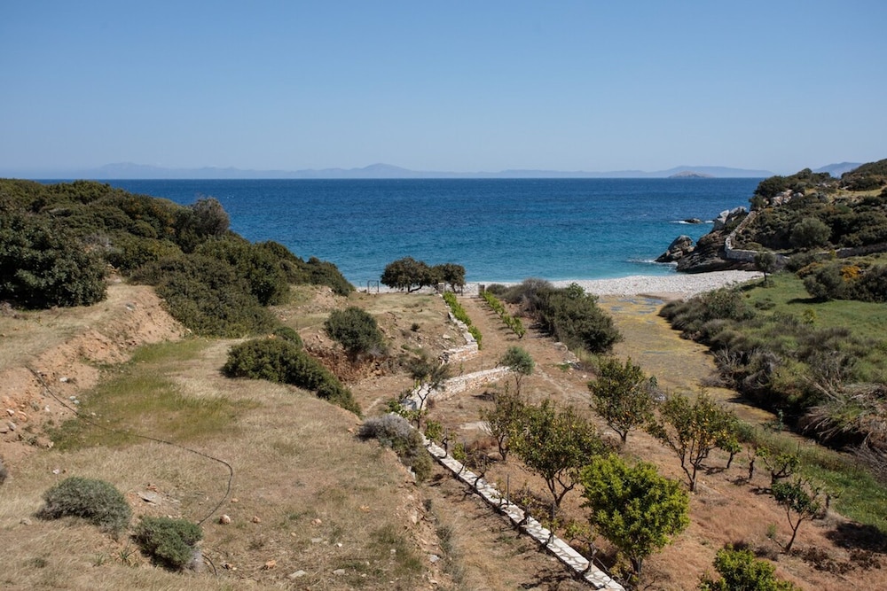 Apiliotis Sunrise Beach Villa