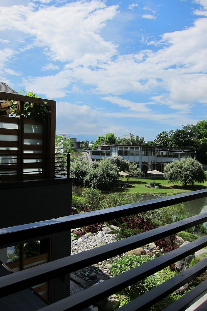 Green Willow House
