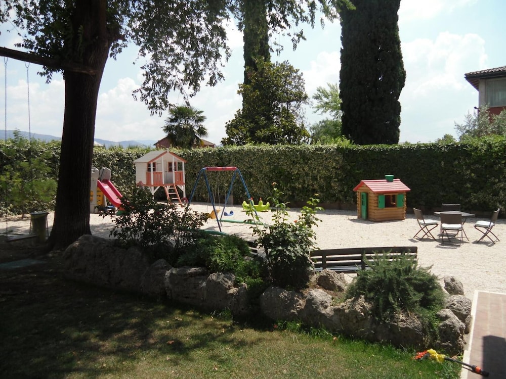 Photo 14