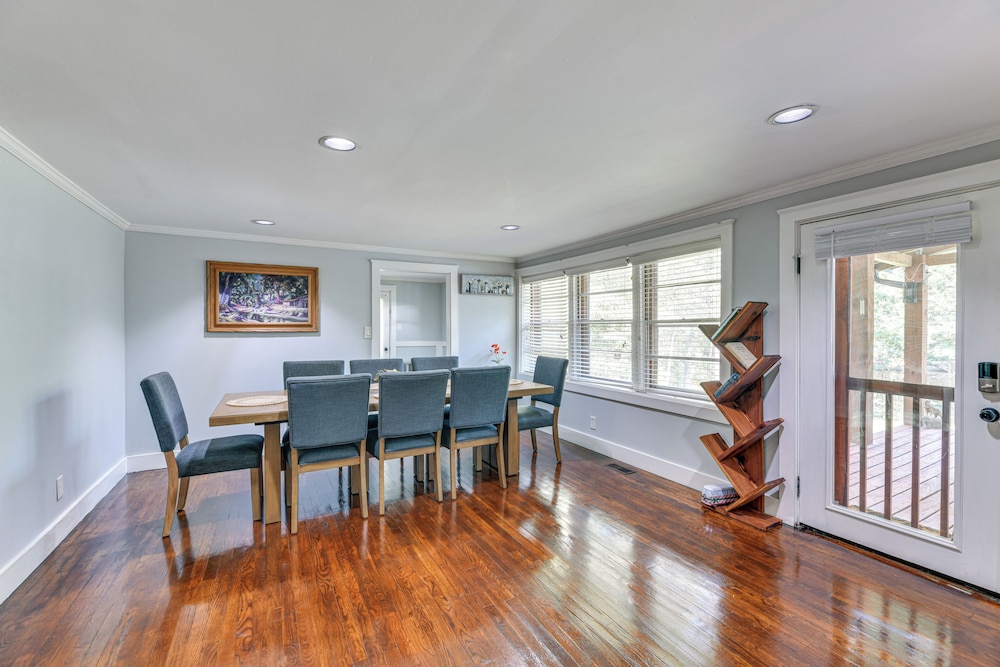 Pool & Deck: Pond-view Getaway in Newnan!
