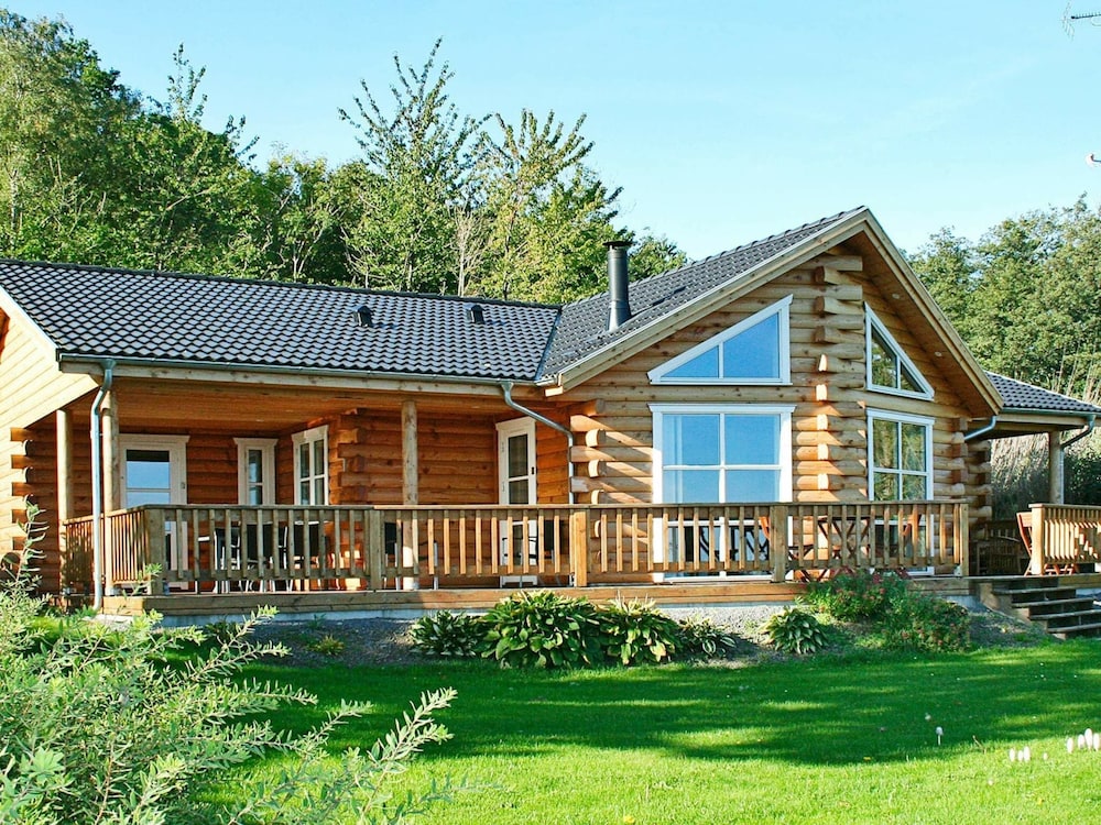 6 Person Holiday Home in Allinge
