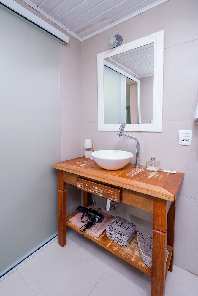 Charming Studio Edge of Lagoa da Conceicao Jhg1733