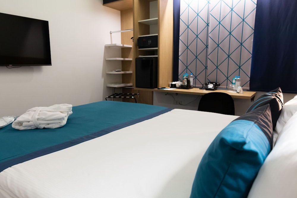 Bonhotel