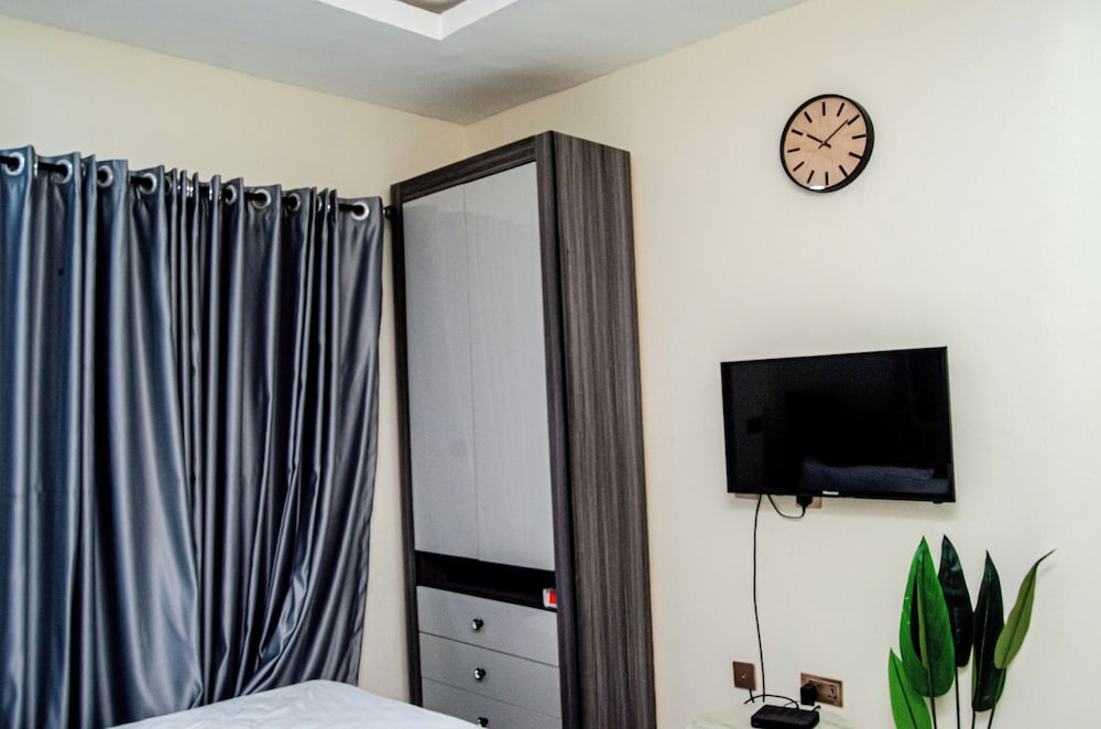Furnished One-bedroom Bungalow in a Secure and Serene Part of Ibadan