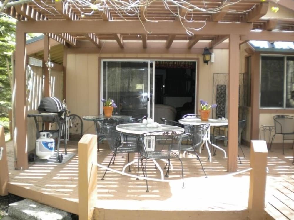 528 Tahoe Keys Blvd