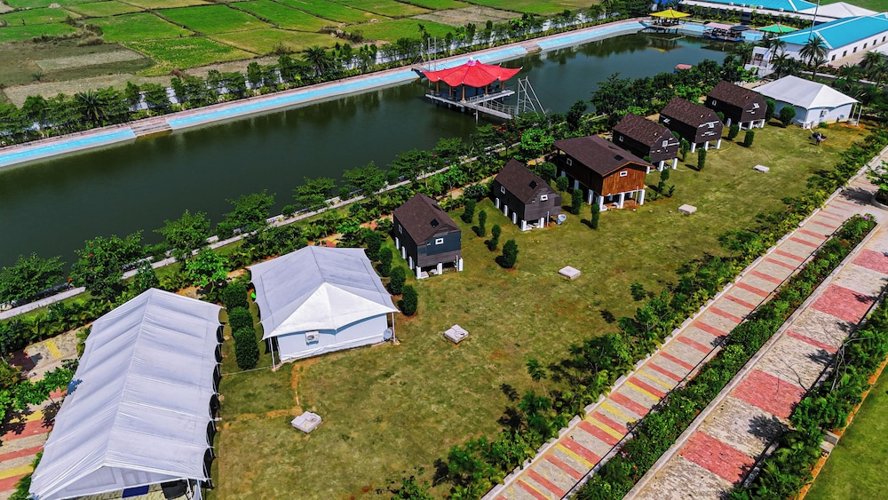 SN Eco Resort And Water Park