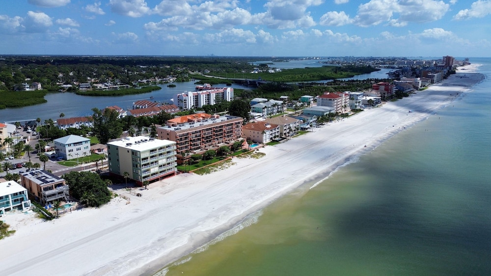 The Pointe #401
