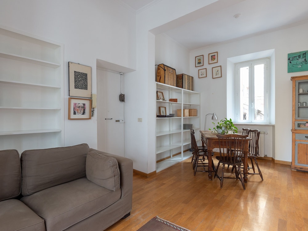 Fori Imperiali Balcony Apartment