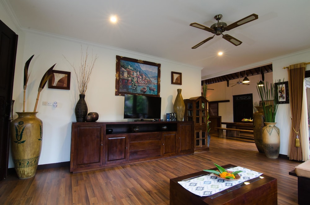 Villa Nesanur