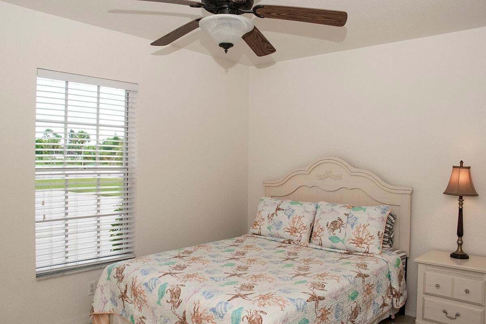 3583 Cape Haze Drive Unit c view 4
