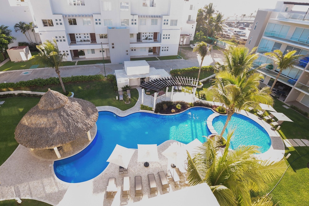 New Vidamar Apartment with Pool & Tennis