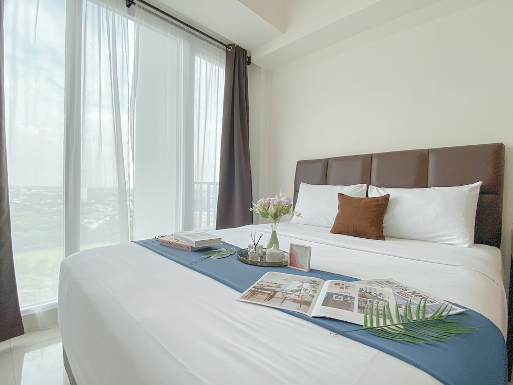 Spacious And Modern Studio Apartment Tree Park City Bsd