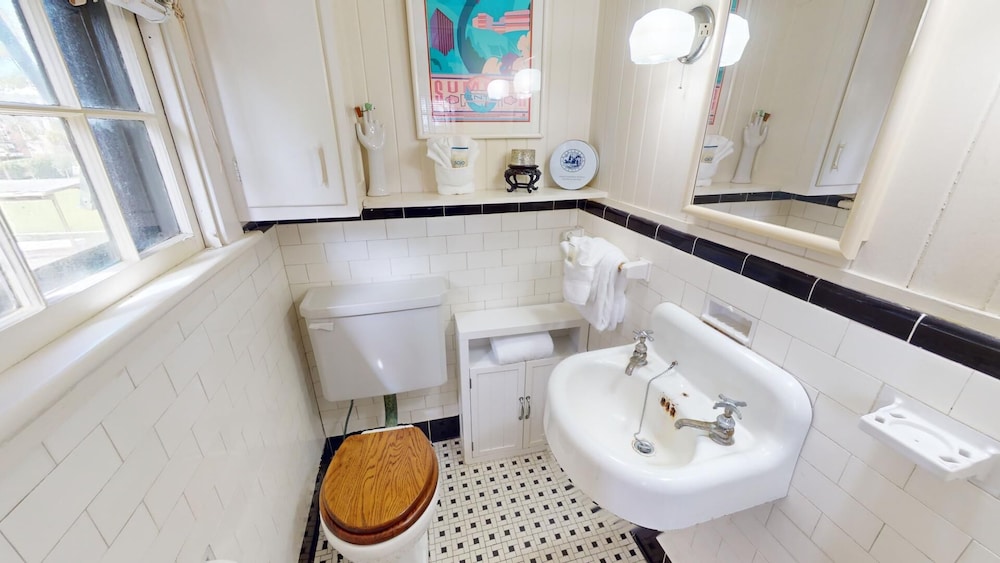 Lollipop II by Tybee Vacation Rentals