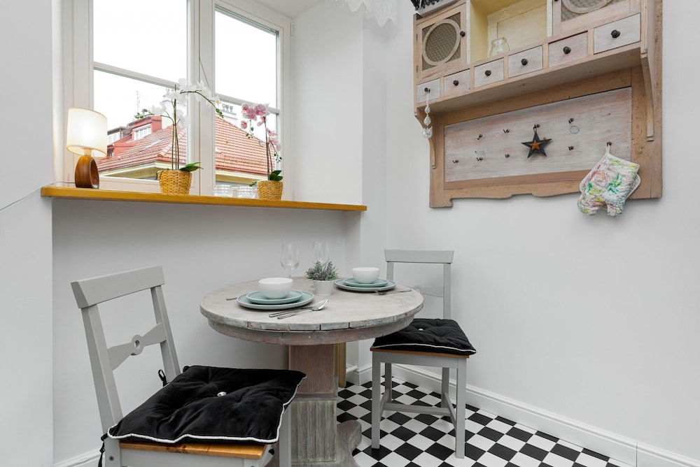 Mariensztat Warsaw by Renters view 2