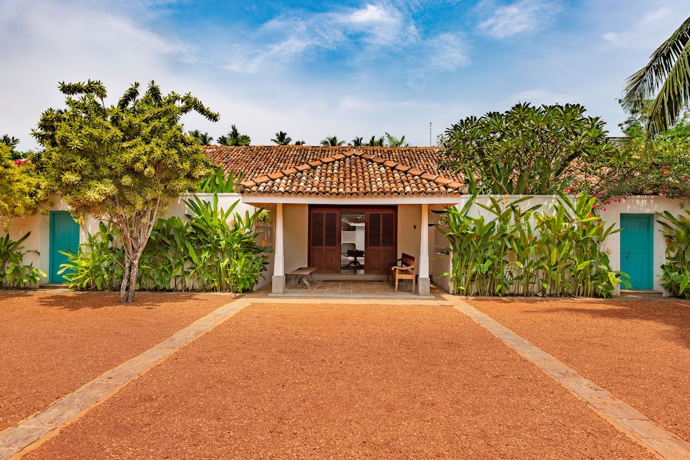 Nyne Hotels Rock Villa - Bentota