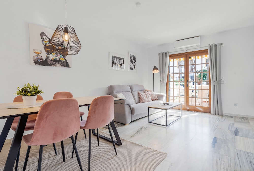 La Campana Apartment With Pool - Ref 60