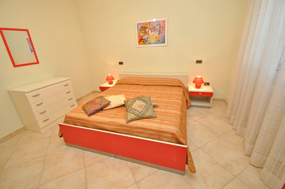 Villa Marechiaro 50 m From the sea 3 Bedrooms 2 Bathrooms