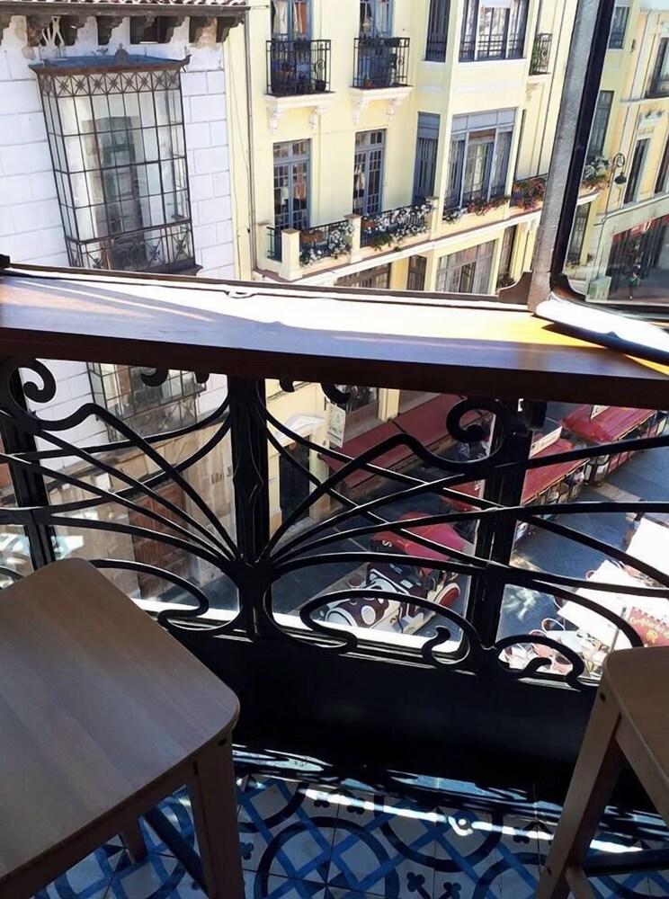 LeonHostel