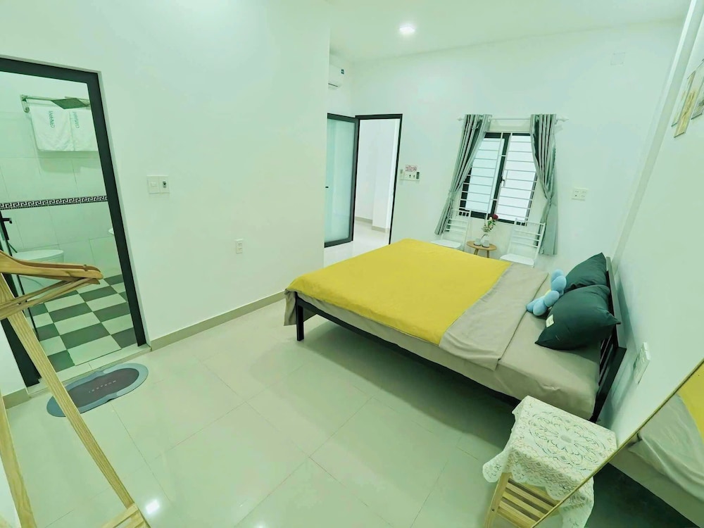 TORI HOMESTAY