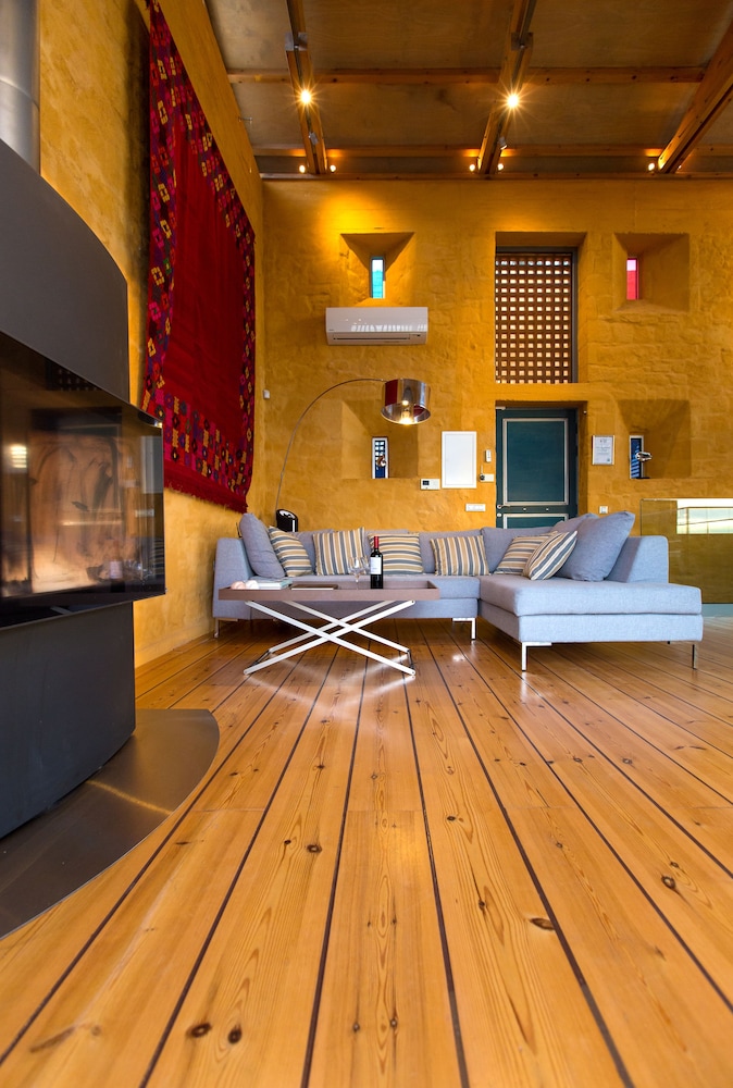 Villa Athina
