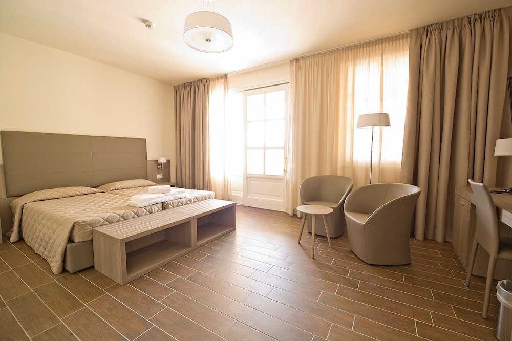 Villa Carolina Resort photo 5