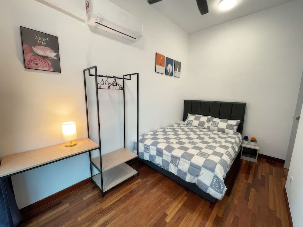 Ciao Pacific 63 Residence Apartments