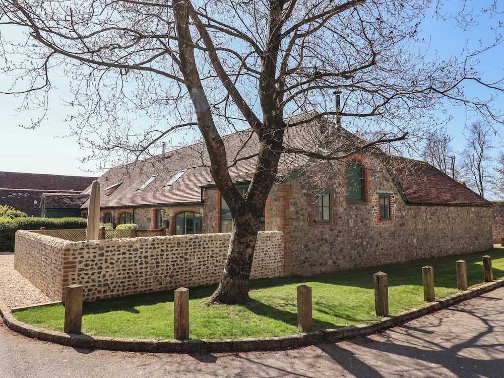 2 Engine House