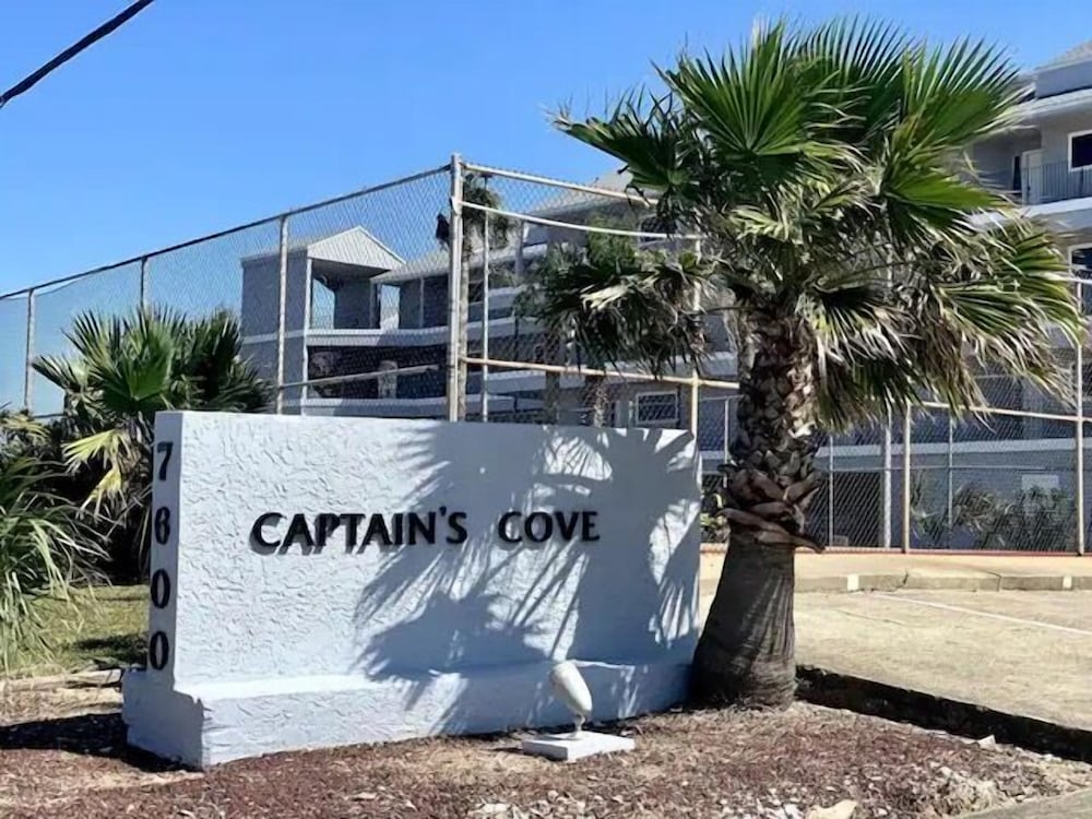 Captain's Cove 101 view 4