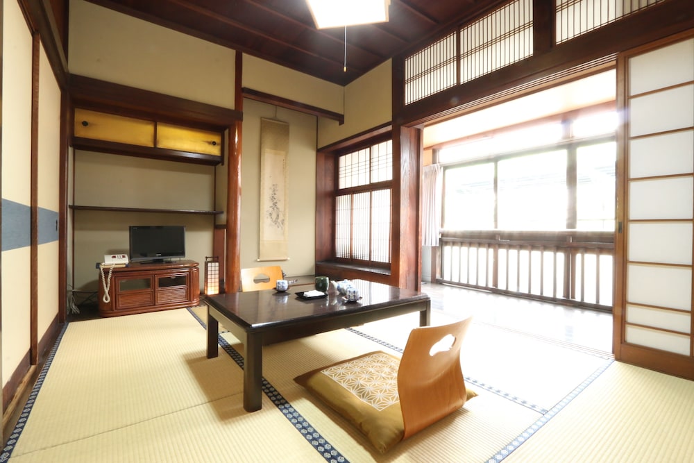 Hinagu Onsen Kinparo