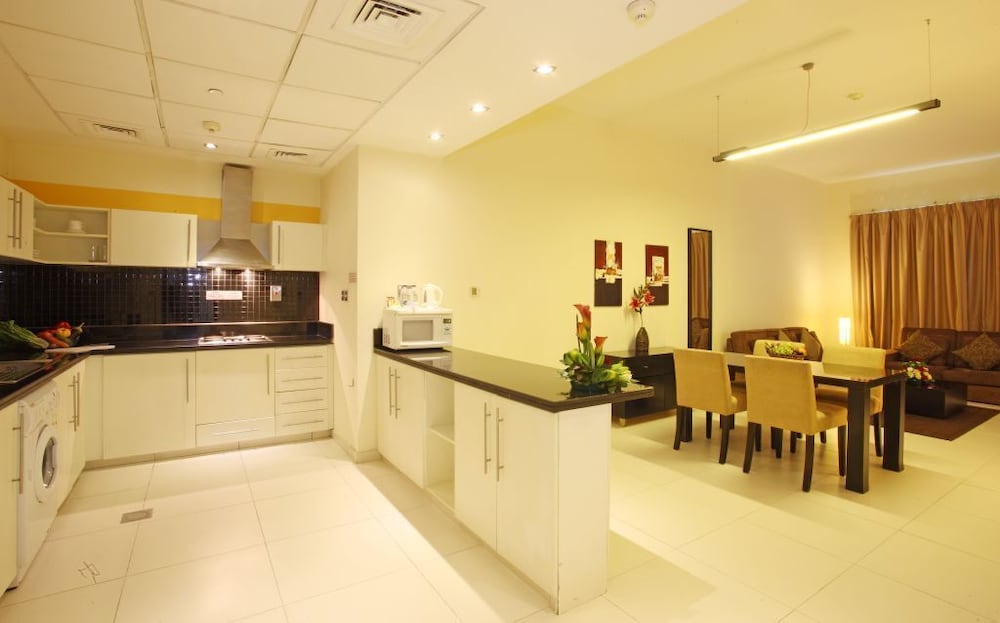 First Royal Hotel Apartment