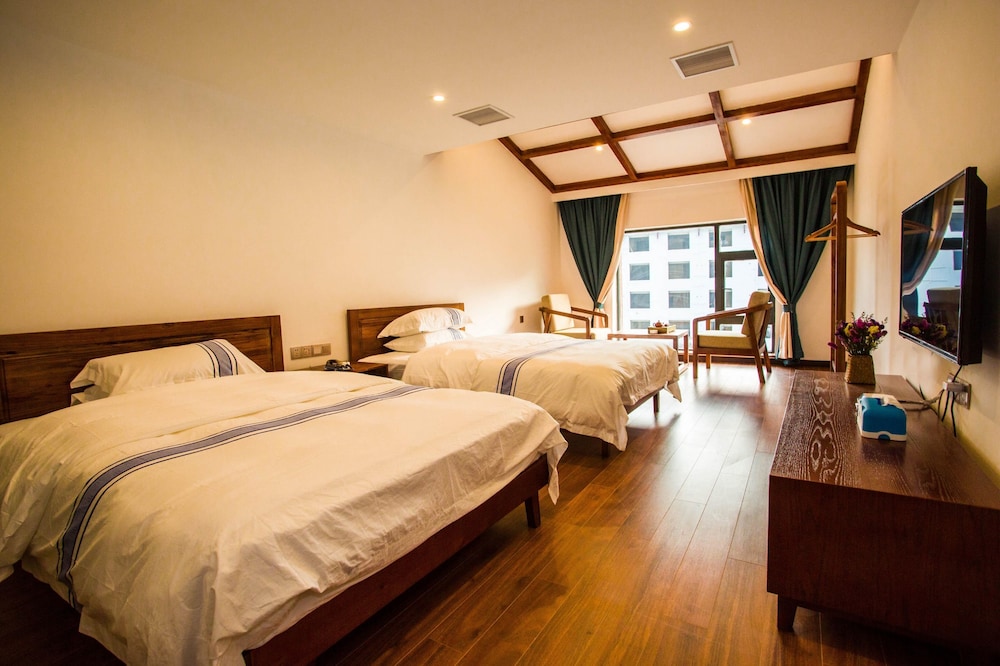 Jingshuihuajian Boutique Inn