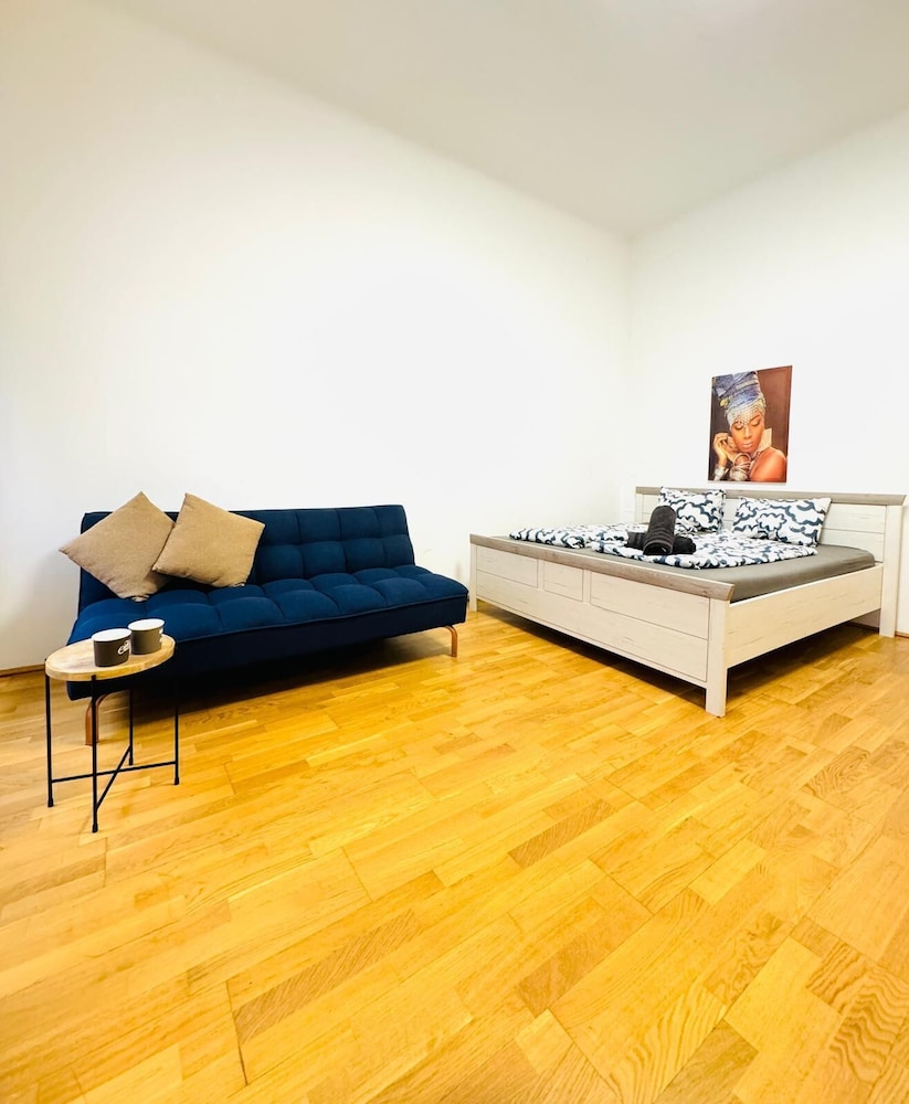 Affordable Stay Walk to Stadthalle