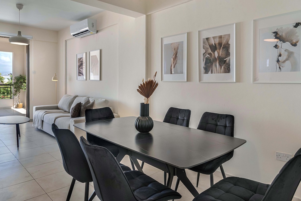 Phaedrus Living: Paphos Old Town Seaview Flat