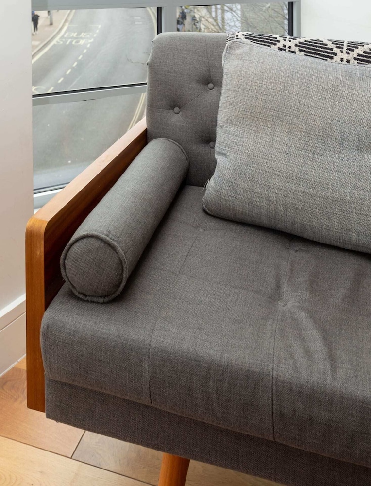Central and Bright 1 Bedroom Flat - Peckham