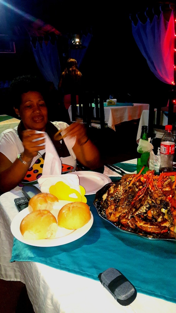 Luz de Luna Hotel & Spanish Restaurant