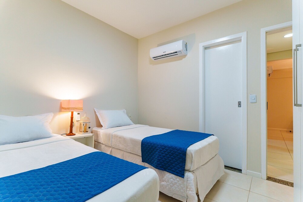 Flat Beverly Hills - Porto das Dunas
