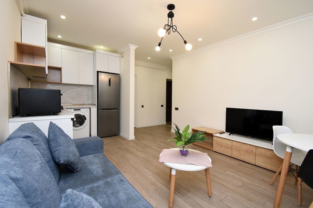 Apartment on Nalbandyan street