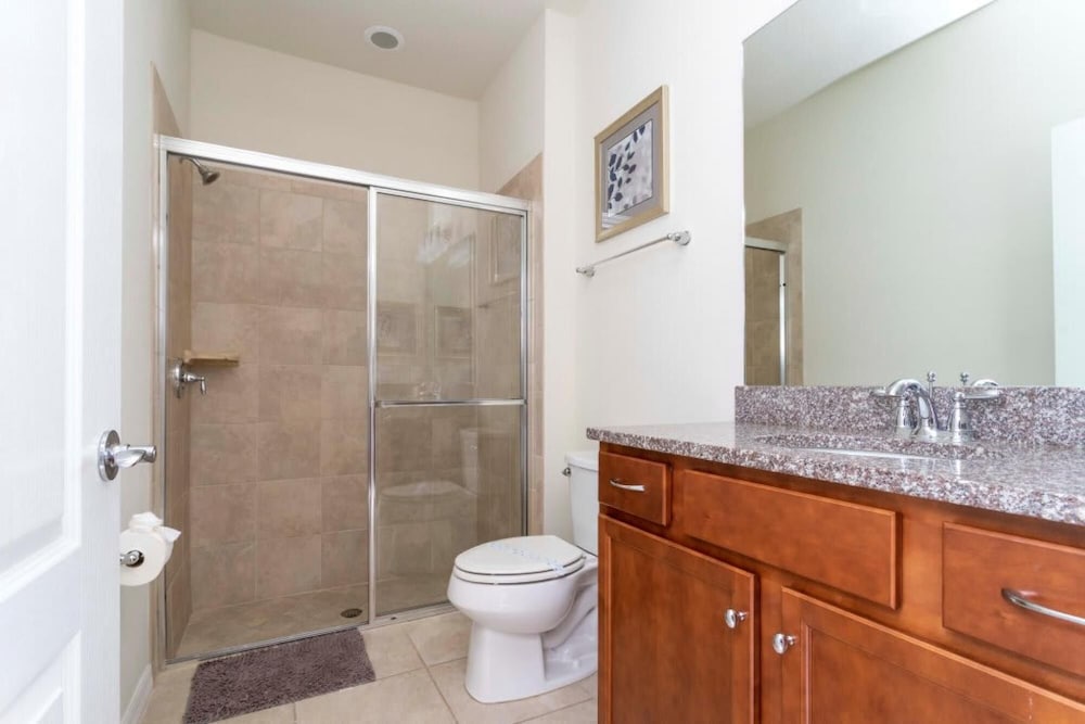 Amazing 5BR Private Pool Lakeview Near Disney