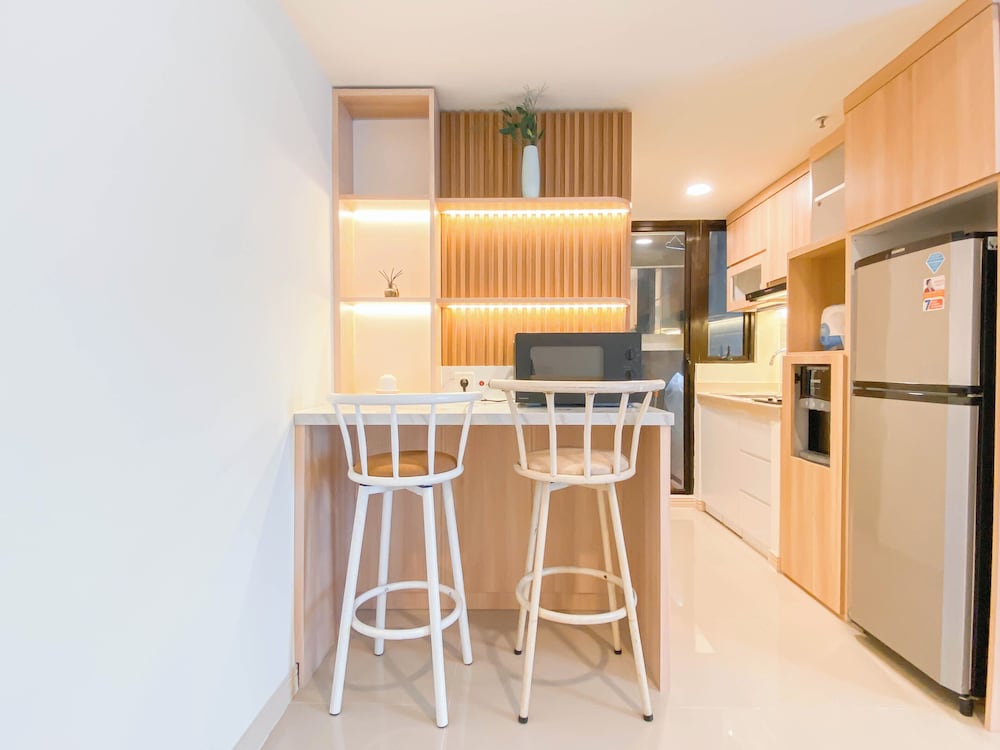 Cozy Place and Tidy 2BR Apartment Meikarta