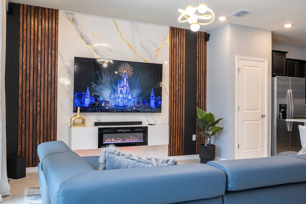 Simply Amazing 5BR Chic Retreat Themed Fun Style