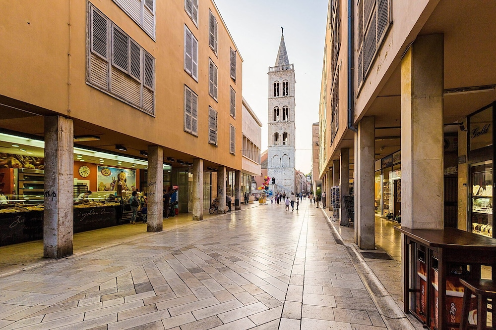 Downtown Zadar Stylish and Sophisticated Apartments