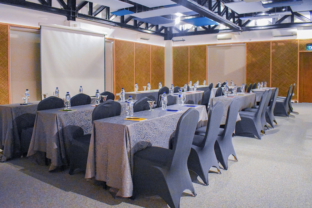 meeting & event spaces